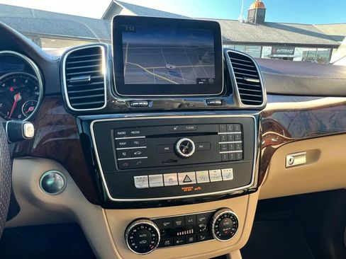 Used 2019 Mercedes-Benz GLS 450 4MATIC image 60