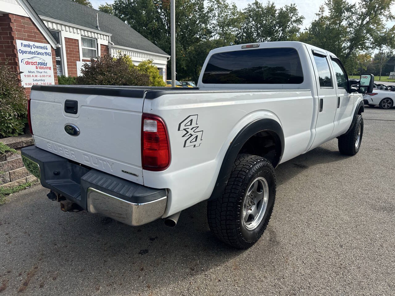Used 2011 Ford F350 XLT w/ Advanced Security Group AWD/4WD image 7