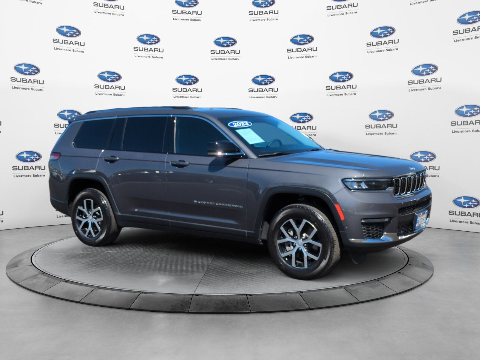 Used 2023 Jeep Grand Cherokee L Limited w/ Luxury Tech Group II AWD/4WD image 8