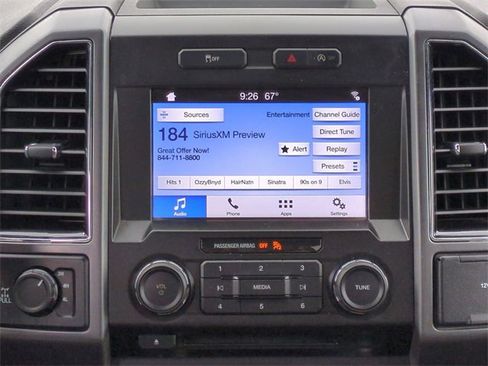 Used 2018 Ford F150 XLT w/ Equipment Group 302A Luxury image 19