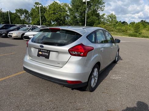 Used 2018 Ford Focus SE FWD image 10