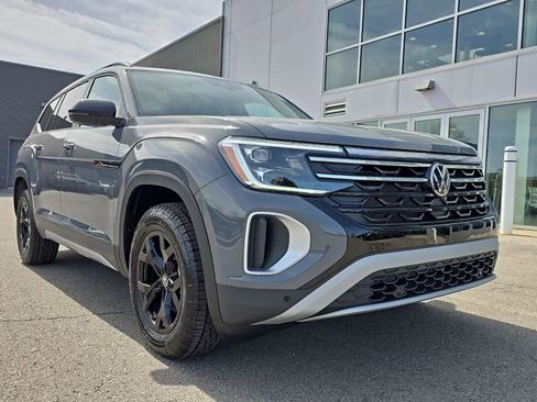 New 2026 Volkswagen Atlas Peak Edition AWD/4WD image 30