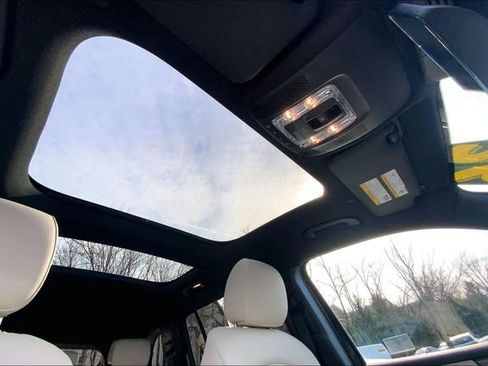 Used 2026 Mercedes-Benz GLB 250 4MATIC image 11