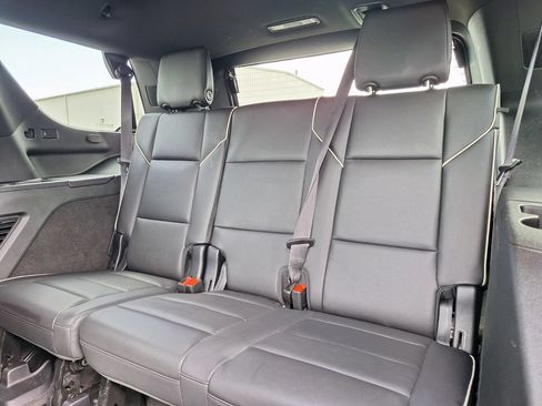 Used 2024 Cadillac Escalade Sport RWD image 13