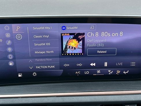 Used 2025 Buick Envision Sport Touring image 26