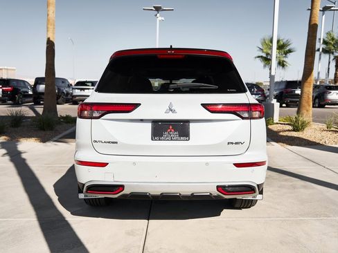 Used 2024 Mitsubishi Outlander Ralliart image 7