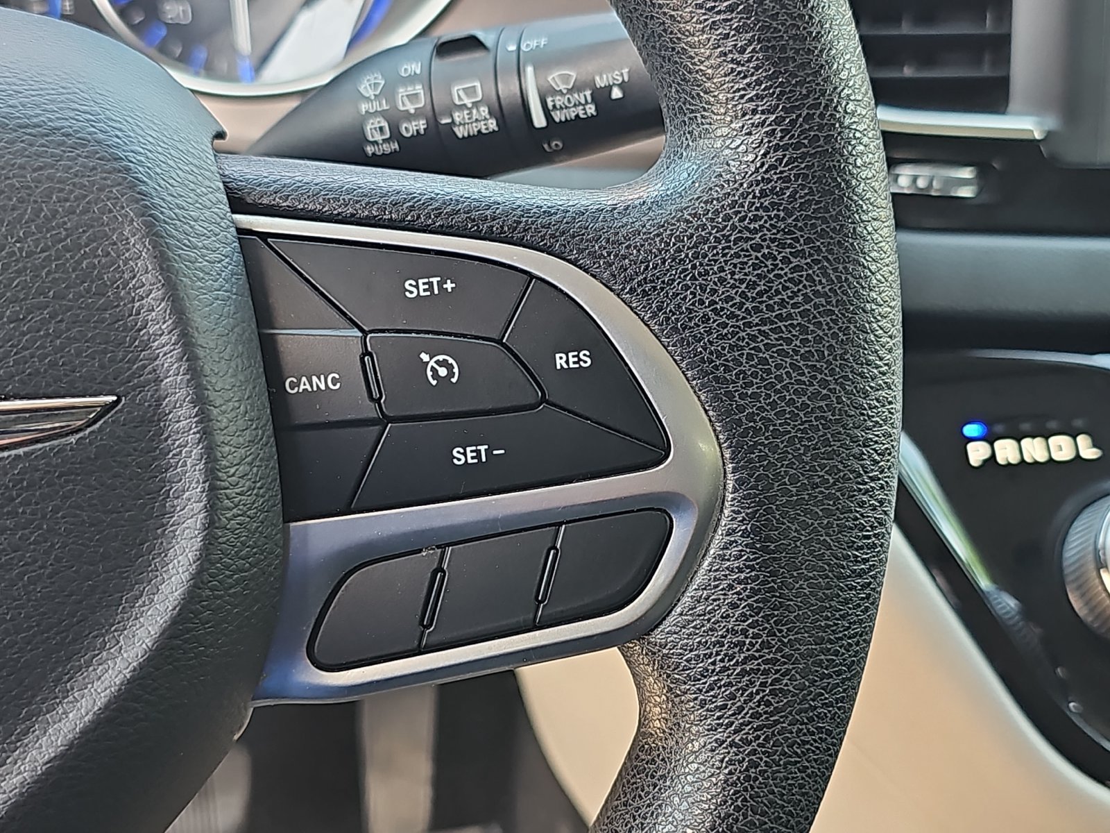Used 2019 Chrysler Pacifica LX w/ Tire & Wheel Group FWD image 18