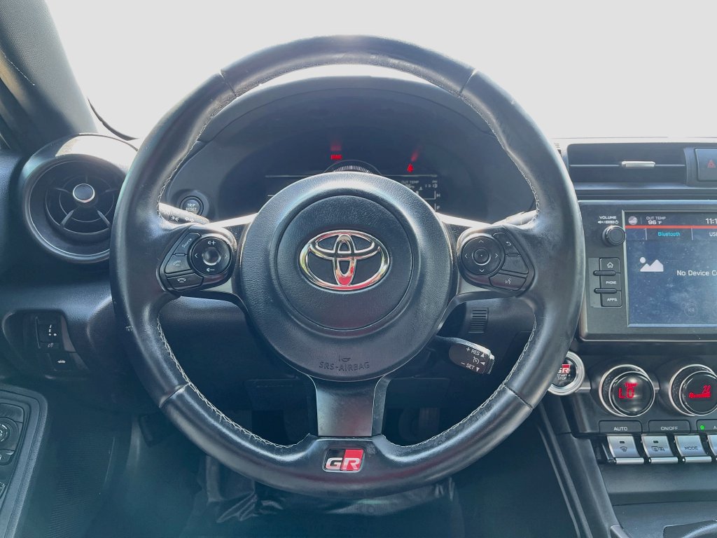 Used 2023 Toyota GR86 RWD image 11