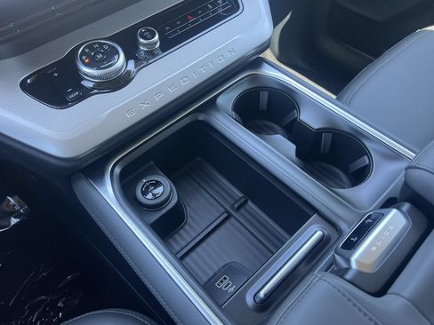 New 2027 Ford Expedition Max Active RWD image 8
