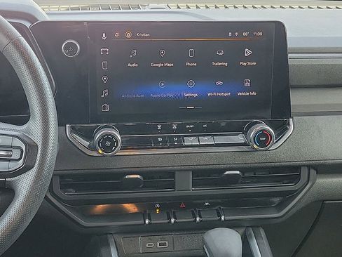 Used 2023 Chevrolet Colorado Trail Boss w/ Technology Package image 10