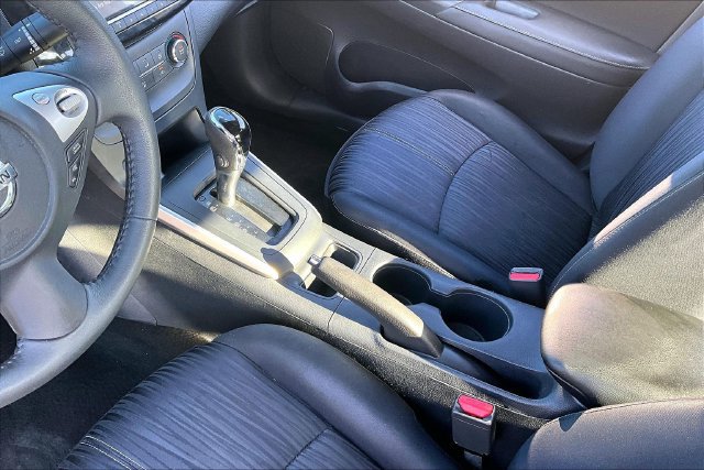 Used 2016 Nissan Sentra SV w/ Style Package FWD image 14