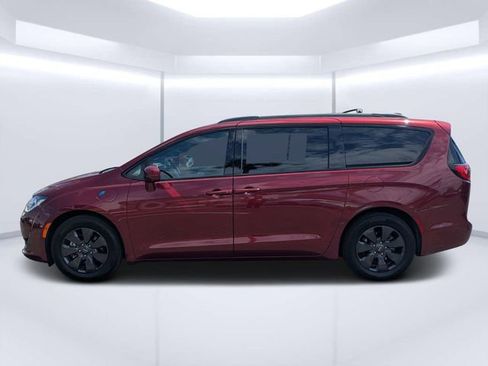 Used 2020 Chrysler Pacifica Limited w/ Advanced Safetytec Group FWD image 4