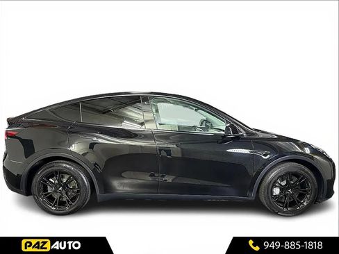 Used 2021 Tesla Model Y Long Range AWD/4WD image 6