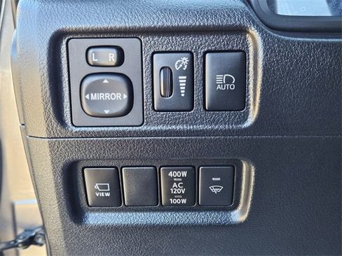 Used 2022 Toyota 4Runner Limited image 25