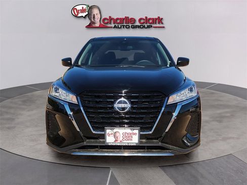 Used 2025 Nissan Kicks Play S image 8