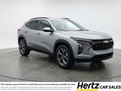 Used 2025 Chevrolet Trax LT w/ LT Convenience Package