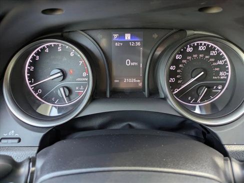 Certified 2022 Toyota Camry SE image 11