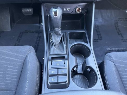 Used 2021 Hyundai Tucson SE image 27