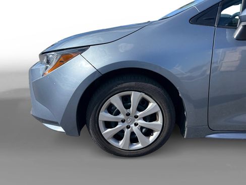 Used 2022 Toyota Corolla LE image 9
