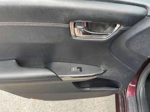 Used 2013 Toyota Avalon XLE Touring FWD image 55