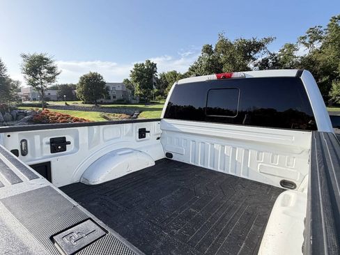 Used 2021 Ford F150 Lariat AWD/4WD image 5