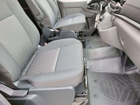 Used 2023 Ford E-Transit Medium Roof w/ Interior Upgrade Package image 22