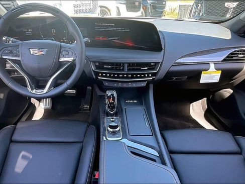 New 2026 Cadillac CT5 V RWD image 7