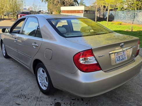 Used 2003 Toyota Camry LE FWD image 5