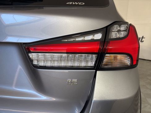 Used 2024 Mitsubishi Outlander Sport AWD image 34