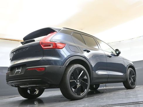 New 2026 Volvo XC40 B5 Ultra w/ Climate Package image 38