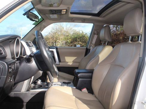 Used 2011 Toyota 4Runner SR5 image 11