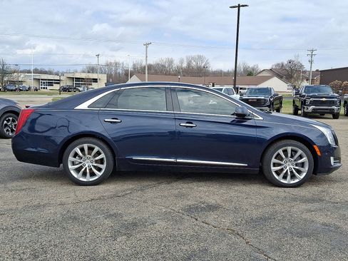 Used 2015 Cadillac XTS Luxury w/ Driver Awareness Package image 25