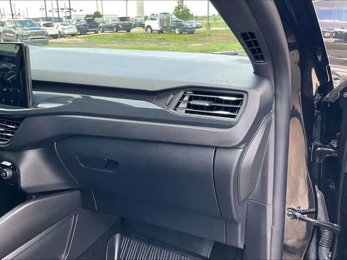 Used 2025 Ford Escape ST-Line w/ Tech Pack #1 FWD image 22