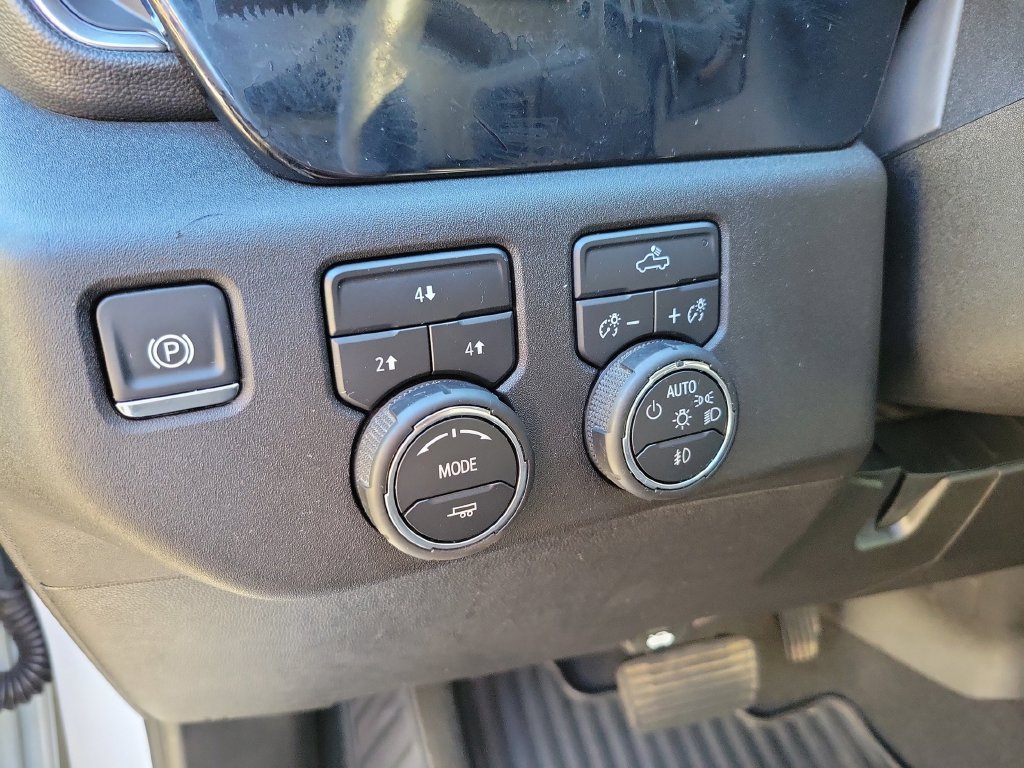 Used 2025 Chevrolet Silverado 2500 LT w/ Convenience Package AWD/4WD image 28