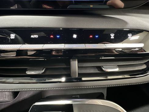 New 2026 Buick Enclave Sport Touring w/ Power Package image 11