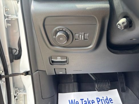 Used 2021 Jeep Grand Cherokee L Summit w/ Luxury Tech Group V AWD/4WD image 32
