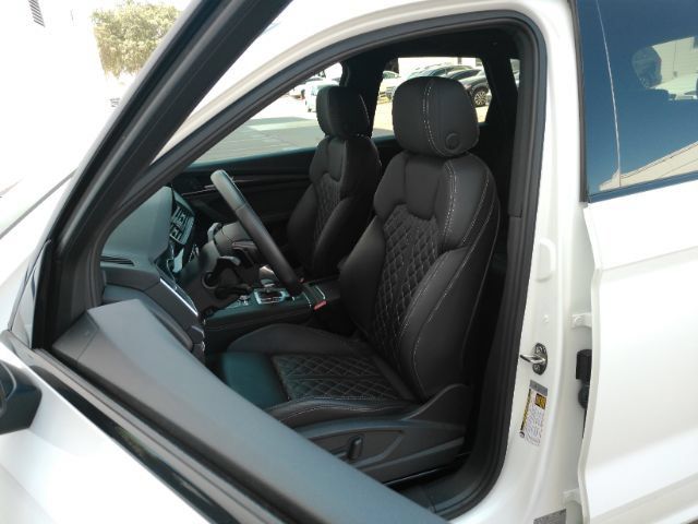 Used 2020 Audi SQ5 Prestige w/ Prestige Package AWD/4WD image 14