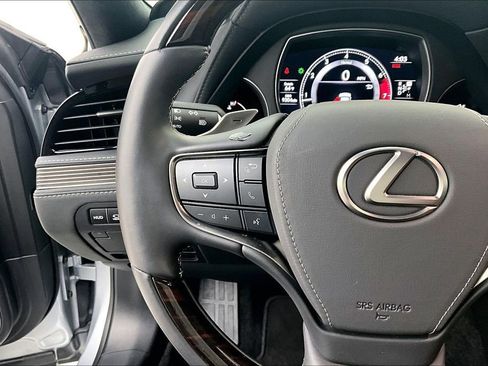 Used 2022 Lexus LS 500 500 Base w/ Interior Upgrade Package image 25
