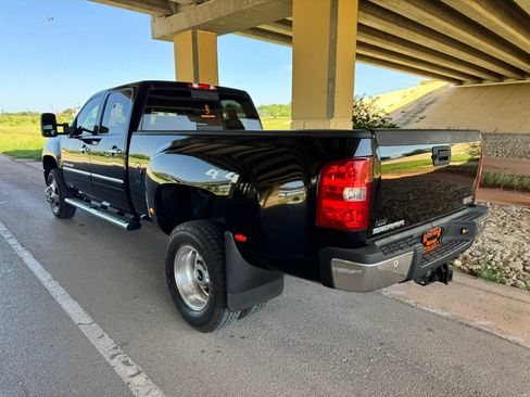 Used 2012 GMC Sierra 3500 Denali AWD/4WD image 5