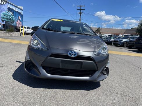 Used 2015 Toyota Prius C One FWD image 5