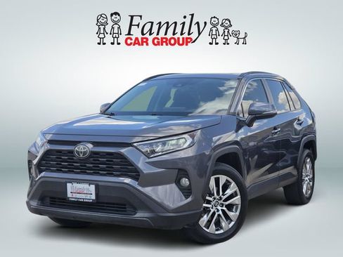 Used 2021 Toyota RAV4 XLE Premium FWD image 1