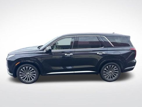 Used 2023 Hyundai Palisade Calligraphy w/ Cargo Package AWD/4WD image 2