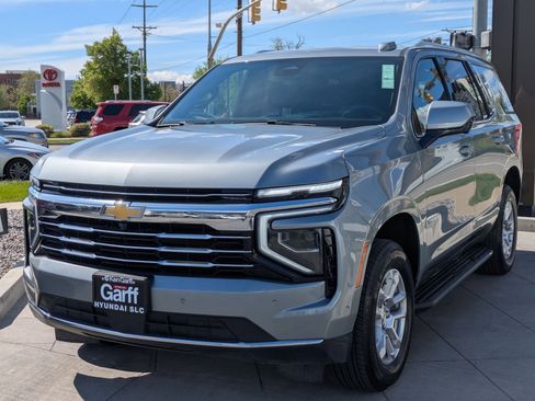 Used 2025 Chevrolet Tahoe LT AWD/4WD image 10