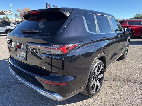 New 2025 Mitsubishi Outlander SE AWD/4WD image 8
