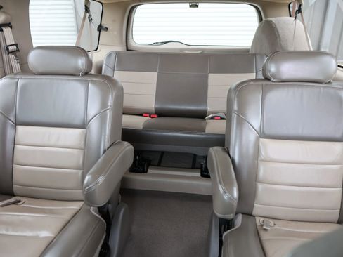 Used 2003 Ford Excursion Eddie Bauer image 30