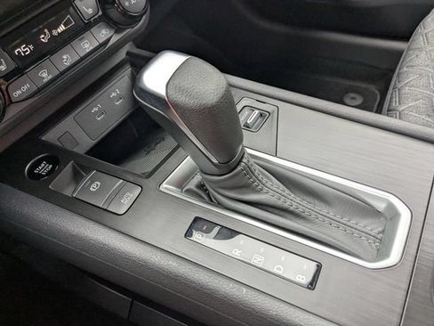 New 2026 Nissan Kicks SV w/ Cold Weather Package FWD image 21