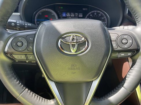 Used 2022 Toyota Venza Limited AWD/4WD image 29