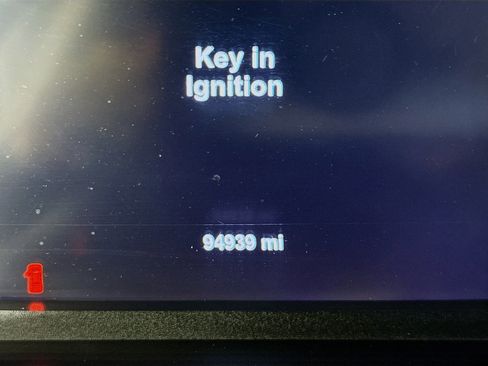 Used 2017 RAM 1500 Express image 16