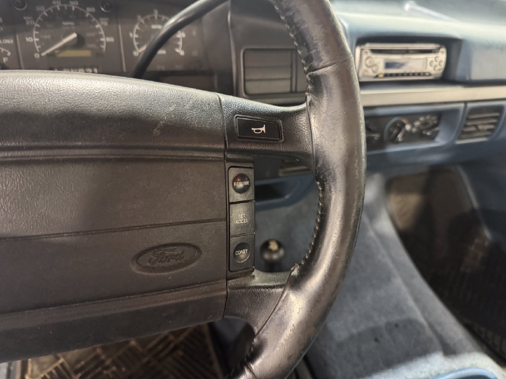 Used 1995 Ford F150 XL AWD/4WD image 5