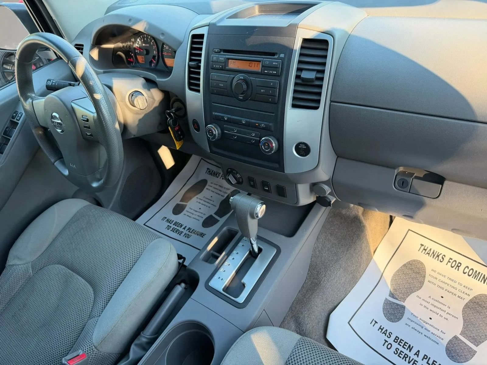 Used 2011 Nissan Frontier SV AWD/4WD image 30